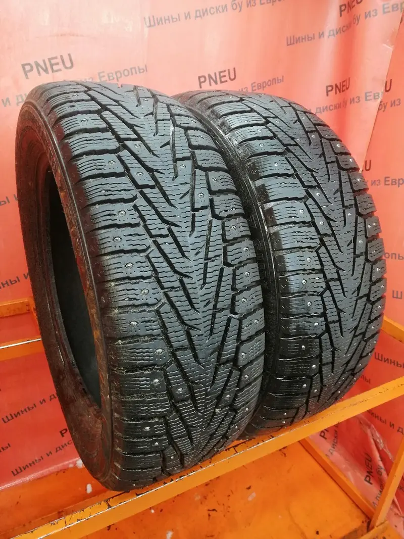 Пара б/у шин 235/55 R18 Nokian Hakkapeliitta 7 SUV