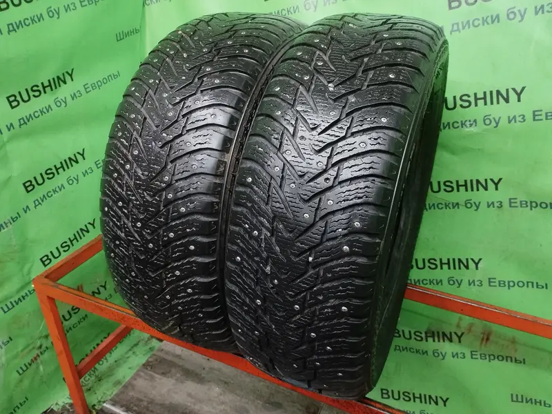 Пара б/у шин 235/55 R18 Nokian Hakkapeliitta 8 SUV