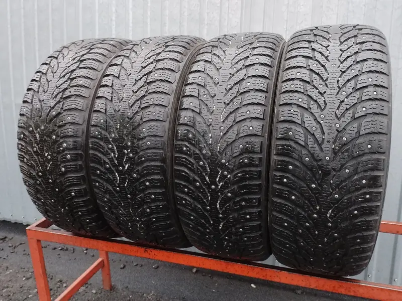 Комплект б/у шин 235/55 R18 Nokian Hakkapeliitta 9 SUV