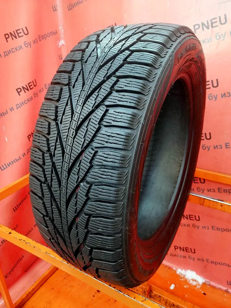 Б/у шина 235/55 R18 Nokian Hakkapeliitta R2 SUV
