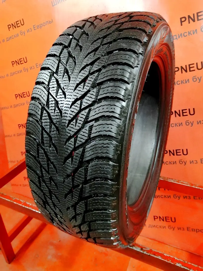 Б/у шина 235/55 R18 Nokian Hakkapeliitta R3 SUV