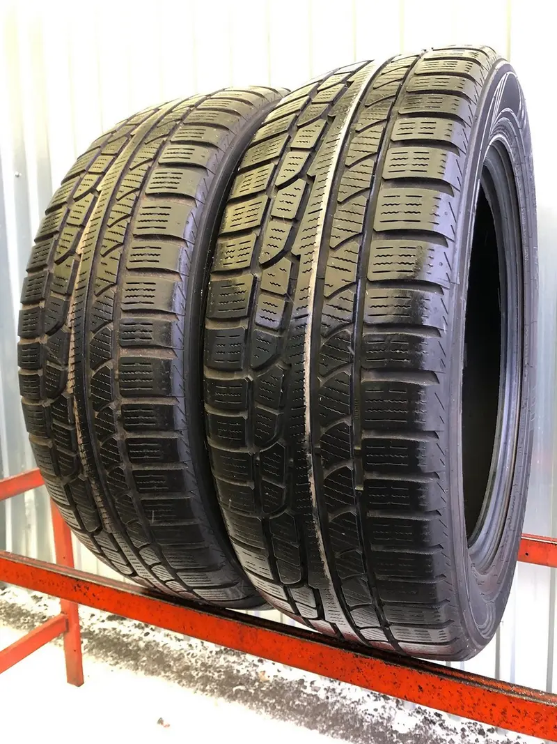 Пара б/у шин 235/55 R18 Nokian WR G2