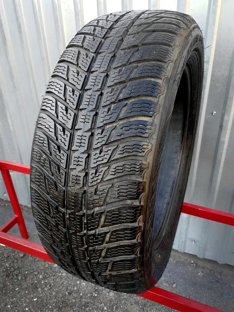 Б/у шина 235/55 R18 Nokian WR SUV 3
