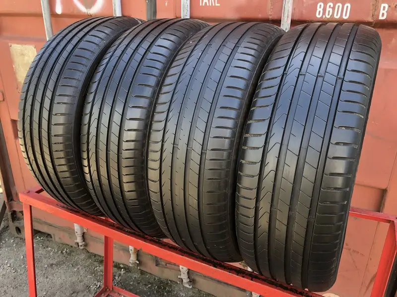 Комплект б/у шин 235/55 R18 Pirelli Scorpion