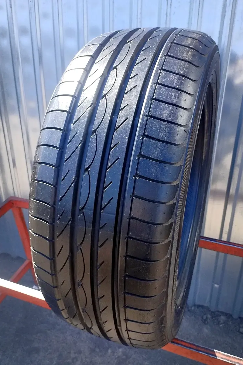 Б/у шина 235/55 R18 Yokohama Advan Sport V103