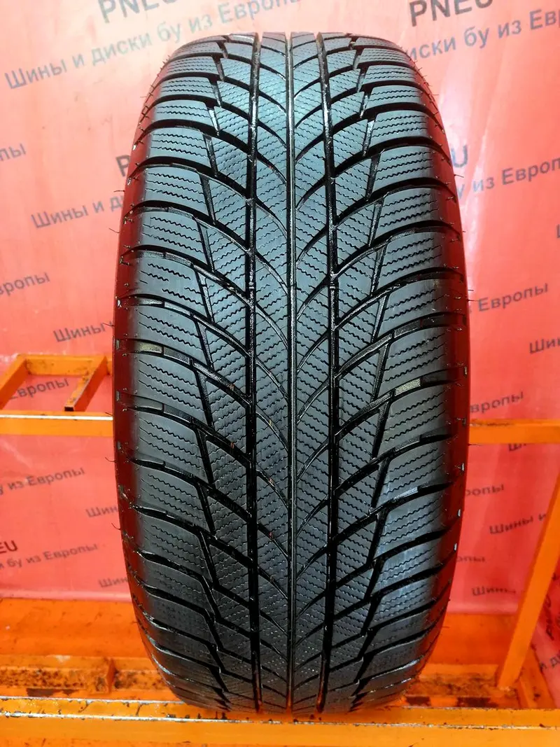 Б/у шина 235/55 R19 Bridgestone Blizzak LM-001