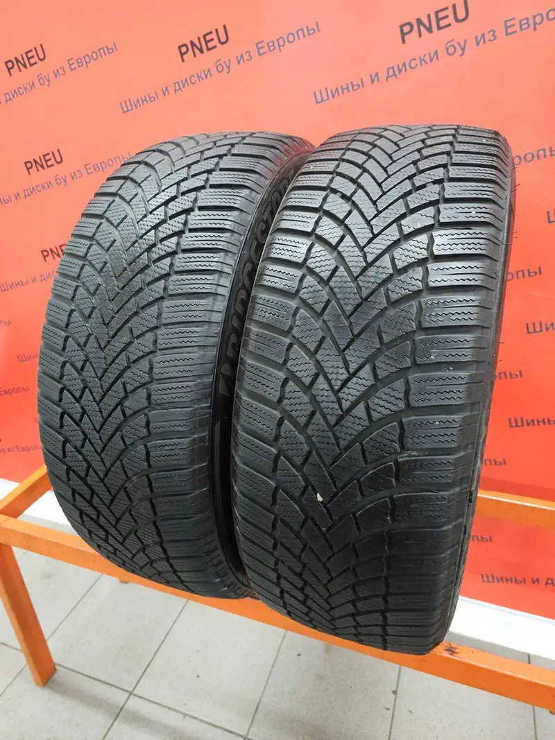 Пара б/у шин 235/55 R19 Bridgestone Blizzak LM-005
