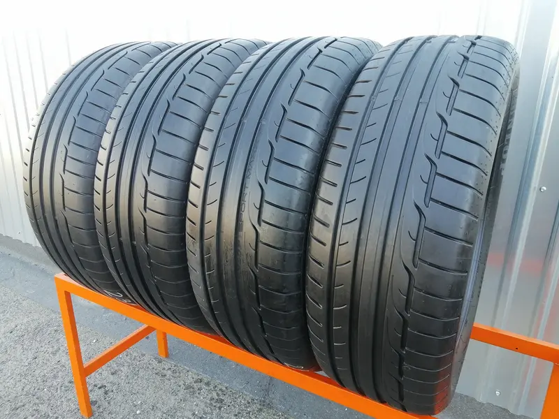 Комплект б/у шин 235/55 R19 Dunlop SP Sport Maxx RT