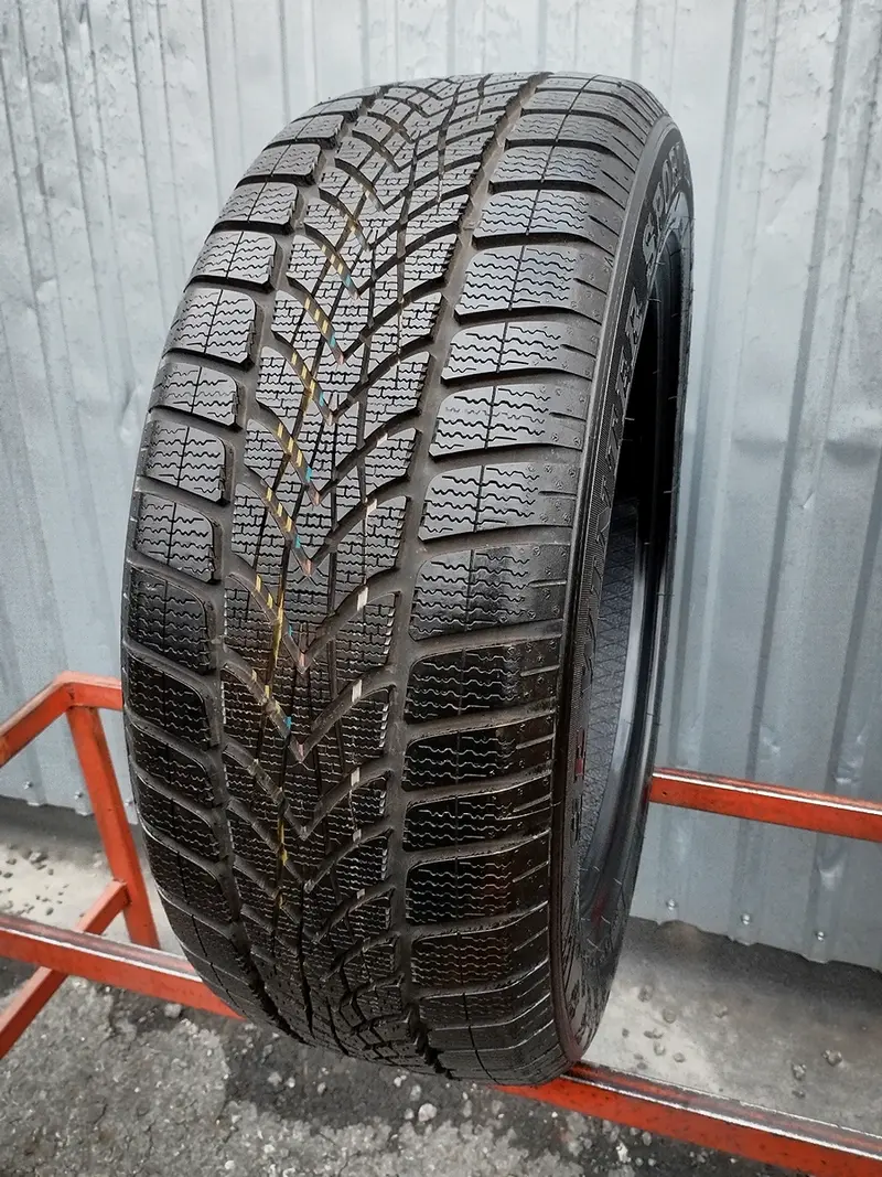 Б/у шина 235/55 R19 Dunlop SP Winter Sport 4D