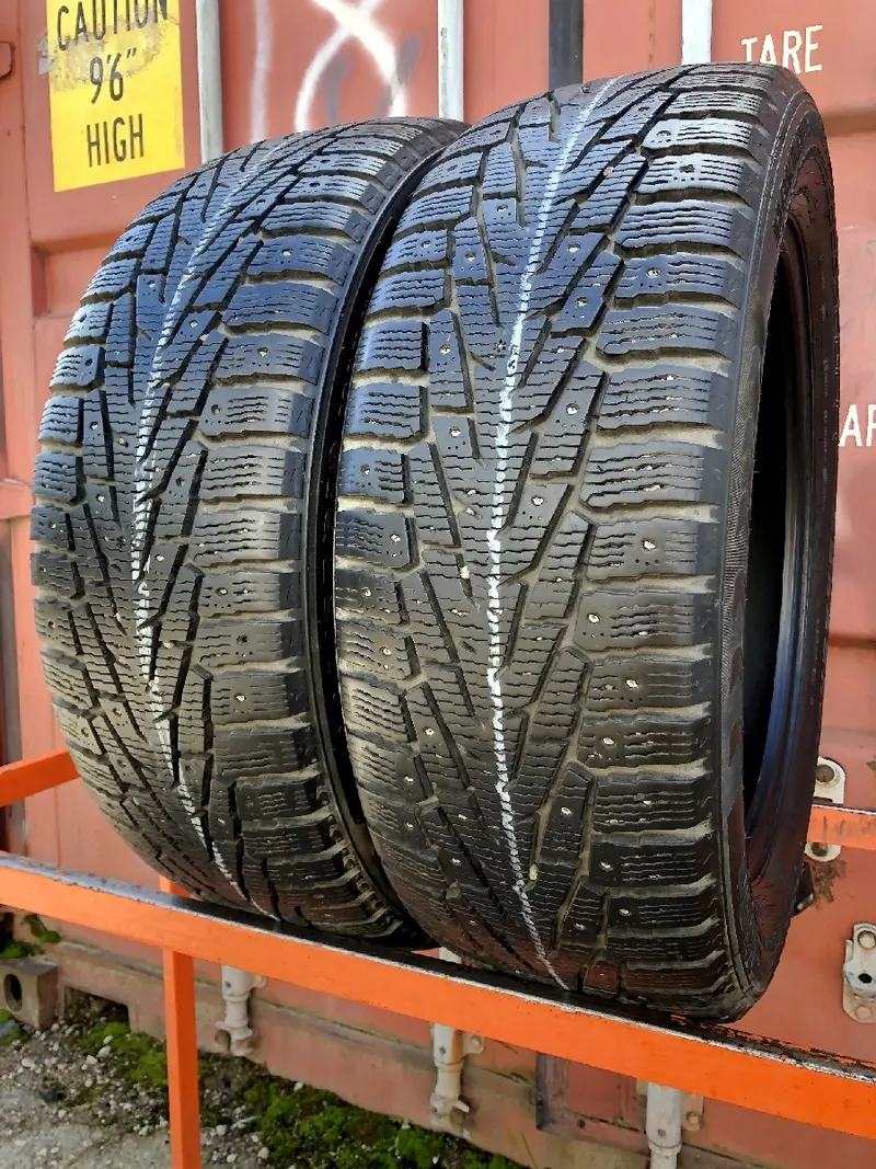 Пара б/у шин 235/55 R19 Nokian Hakkapeliitta 7 SUV
