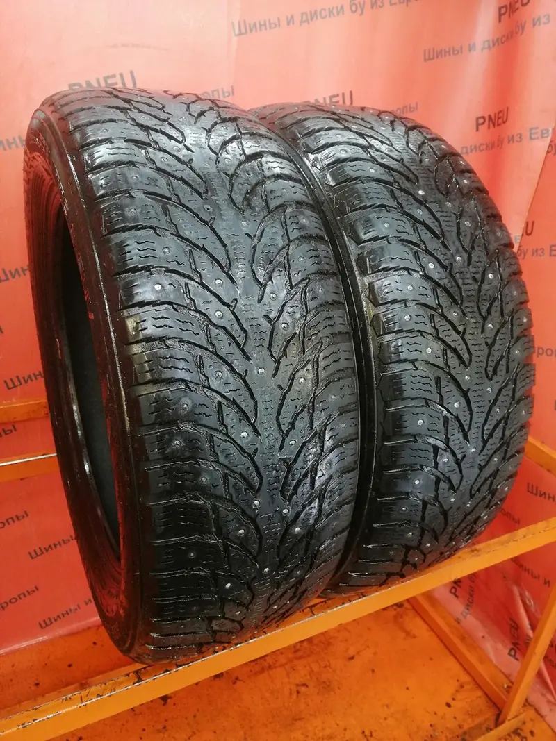 Пара б/у шин 235/55 R19 Nokian Hakkapeliitta 9 SUV