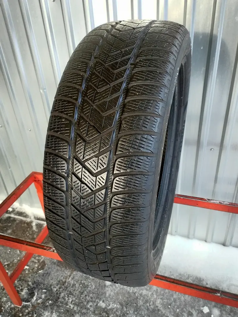Б/у шина 235/55 R19 Pirelli Scorpion Winter