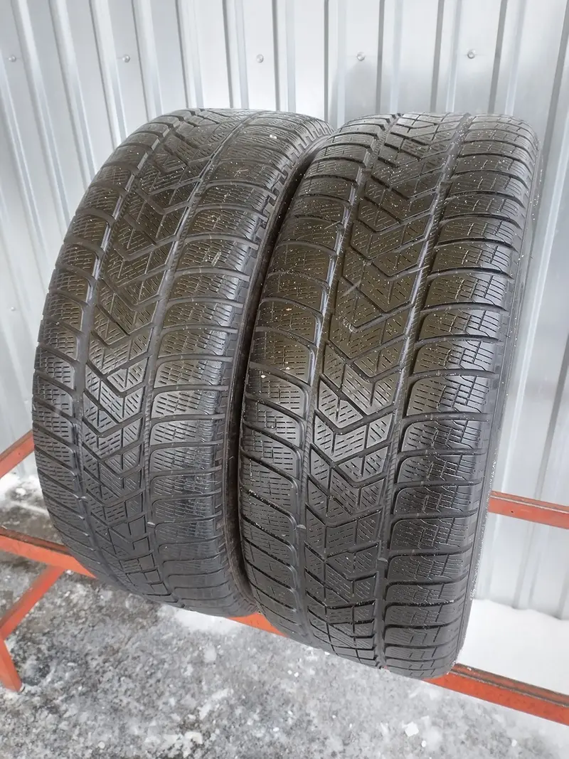 Пара б/у шин 235/55 R19 Pirelli Scorpion Winter
