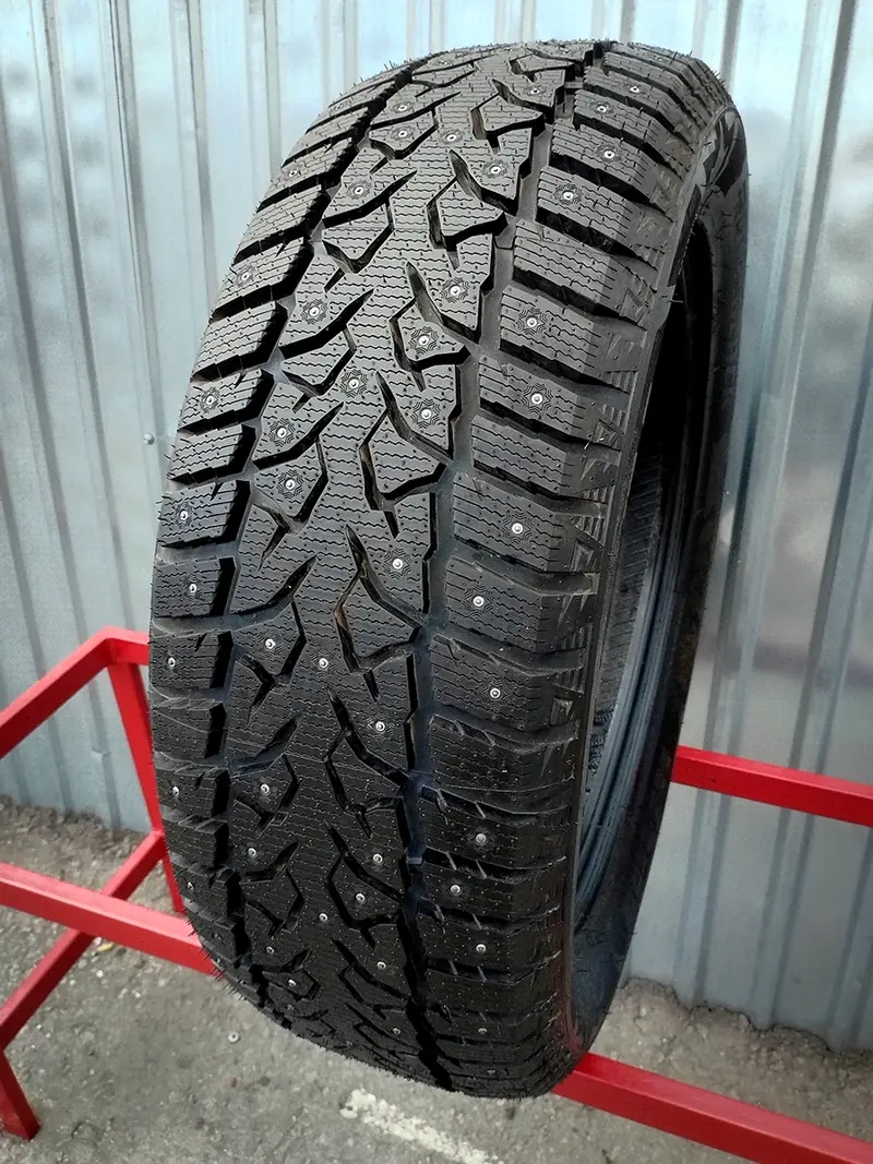 Новая шина 235/55 R19 Royal Black Royal Stud II