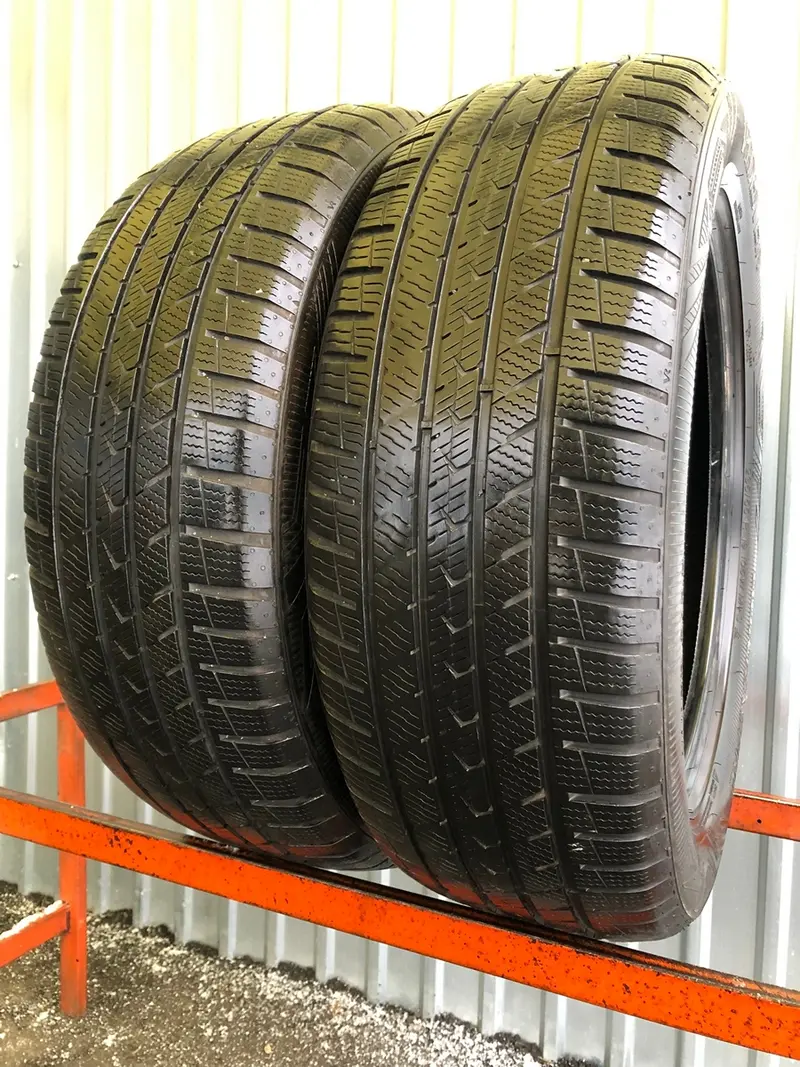 Пара б/у шин 235/55 R19 Vredestein Quatrac PRO