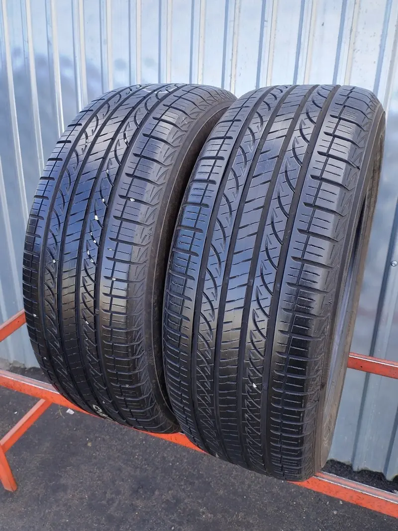 Пара б/у шин 235/55 R19 Yokohama Avid GT S35