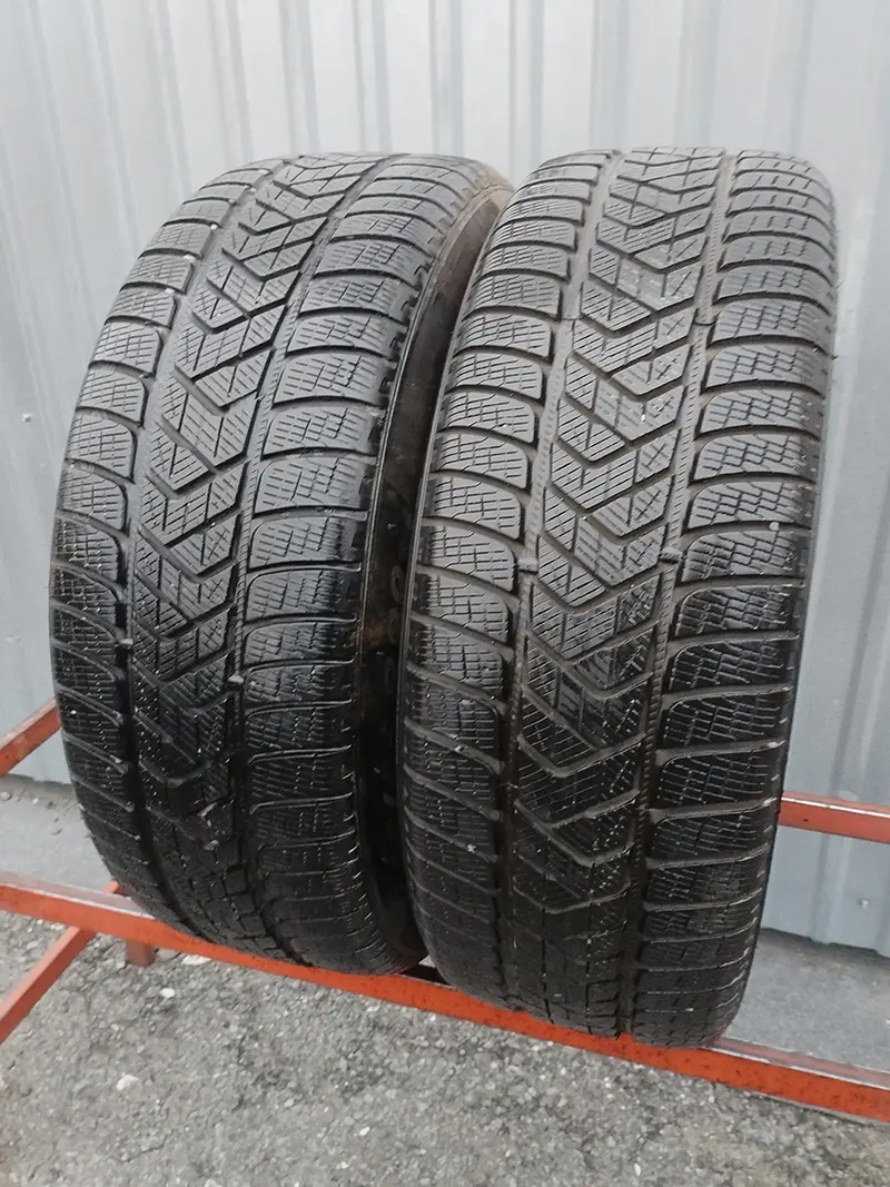 Пара б/у шин 235/55 R20 Pirelli Scorpion Winter