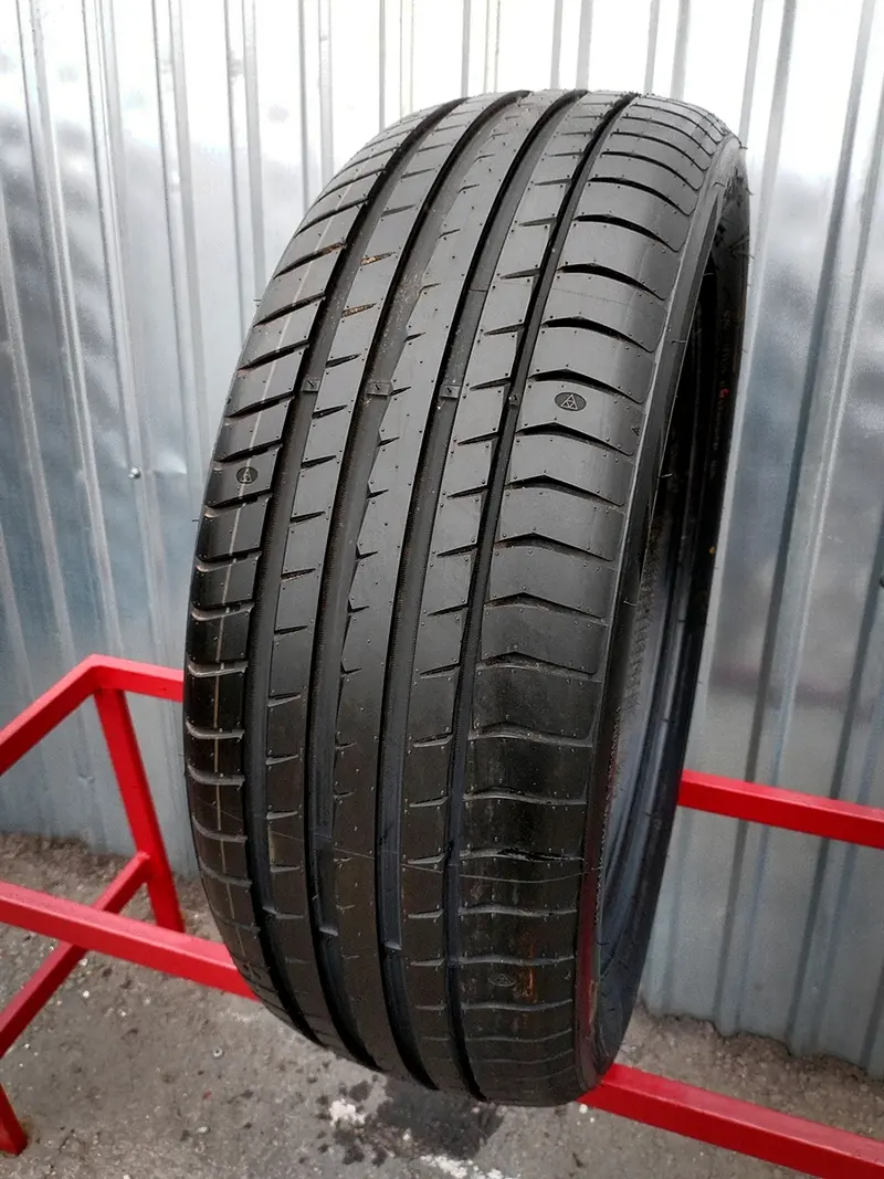 Новая шина 235/55 R20 TRIANGLE EffeXSport TH202