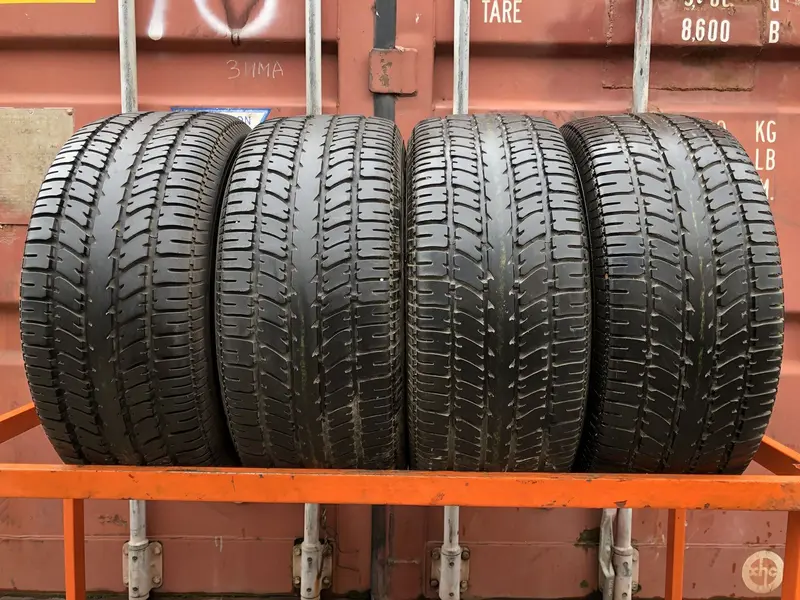 Комплект б/у шин 235/60 R13 Goodyear Eagle VR60