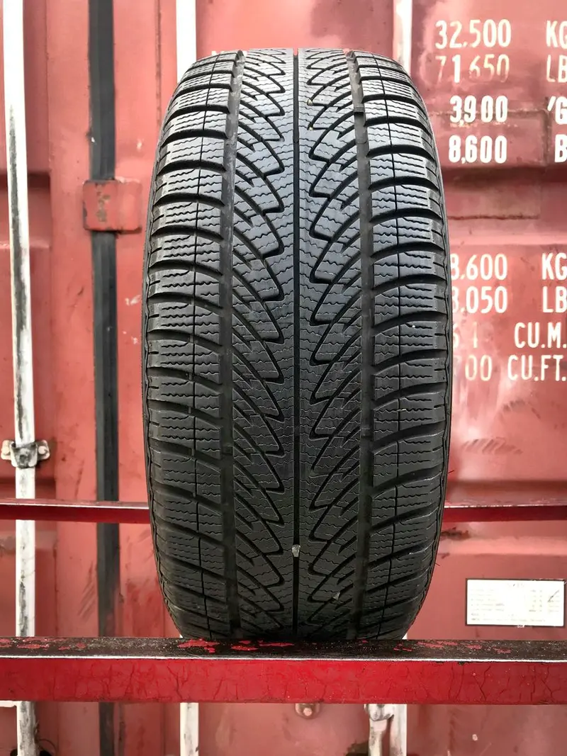 Б/у шина 235/60 R16 Goodyear Ultra Grip 8 Performance