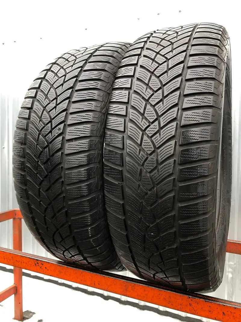 Пара б/у шин 235/60 R16 Goodyear Ultra Grip Perfomance GEN-1