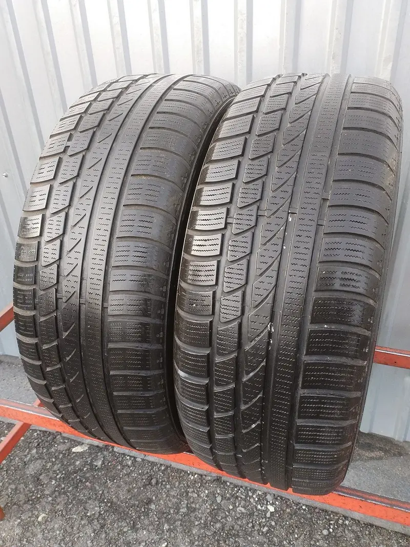 Пара б/у шин 235/60 R16 Hankook Ice Bear W300, фото 1