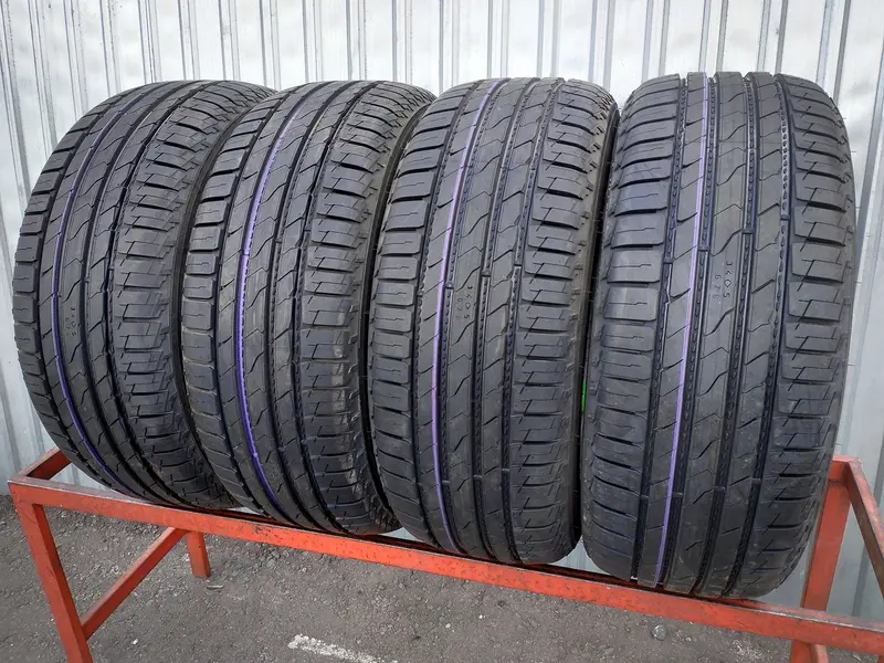 Комплект новых шин 235/60 R16 Ikon Nordman S2 SUV