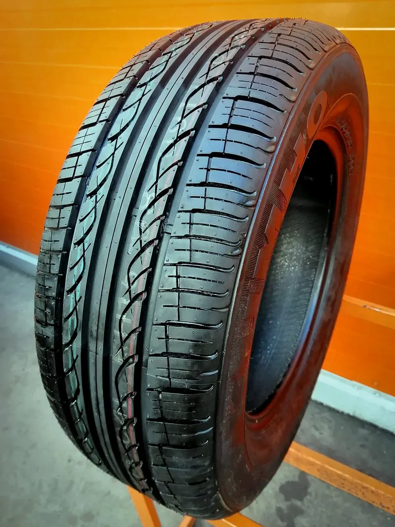 Б/у шина 235/60 R16 Kumho Solus KH 15