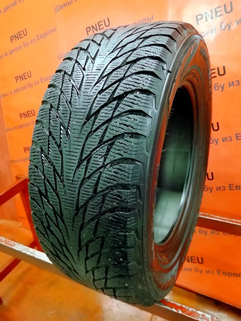 Б/у шина 235/60 R16 Nokian Hakkapeliitta R2