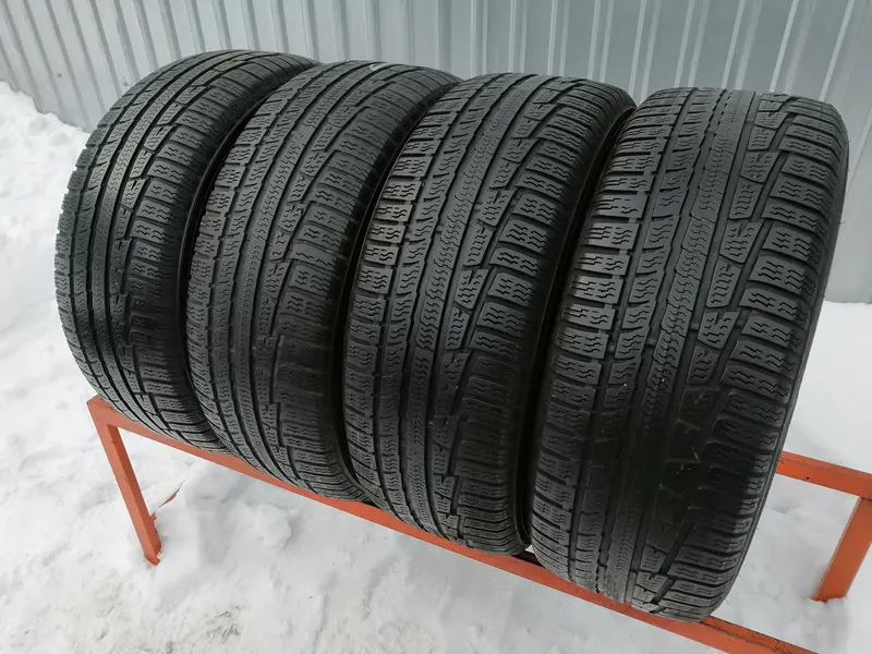 Комплект б/у шин 235/60 R16 Nokian WR A3