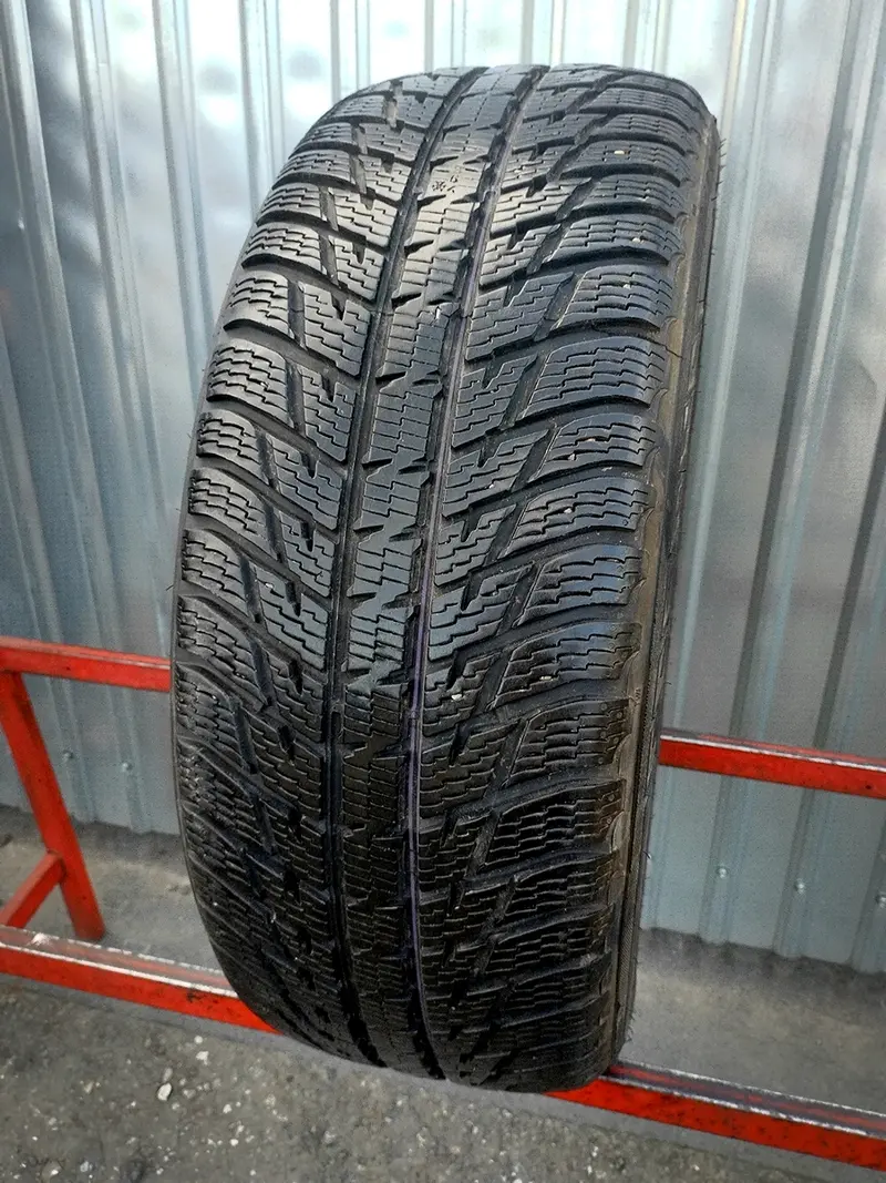 Б/у шина 235/60 R16 Nokian WR SUV 3, фото 1