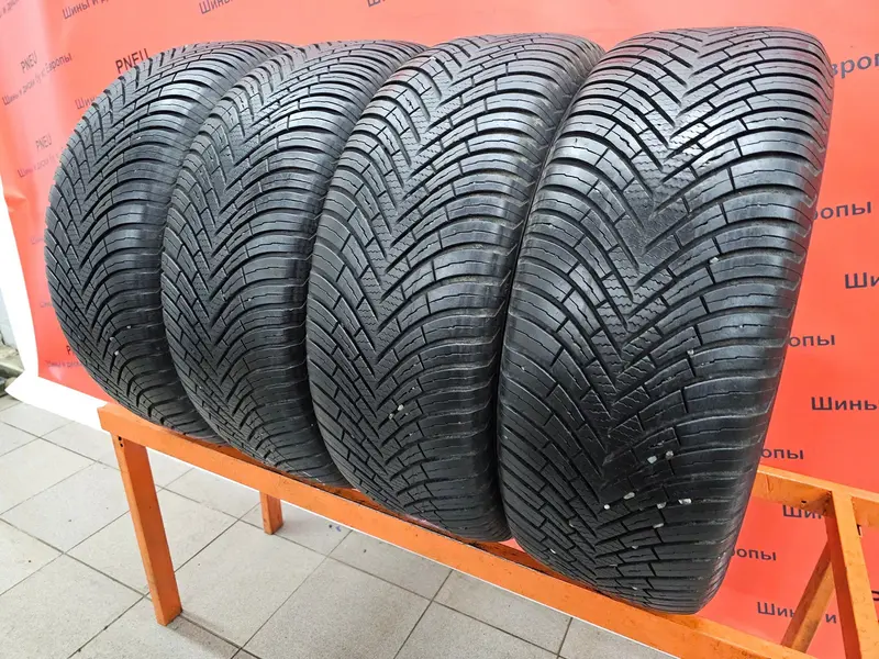 Комплект б/у шин 235/60 R16 Vredestein Quatrac