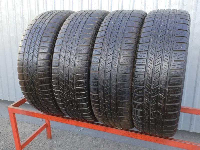 Комплект б/у шин 235/60 R17 Continental ContiCrossContact Winter