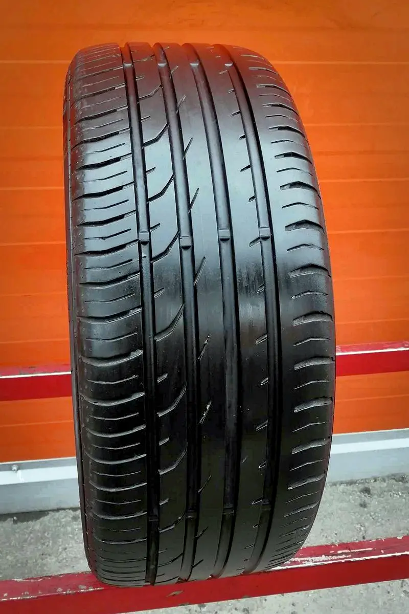 Б/у шина 235/60 R17 Continental ContiPremiumContact 2