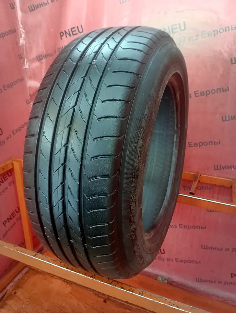 Б/у шина 235/60 R17 Goodyear EfficientGrip, фото 1