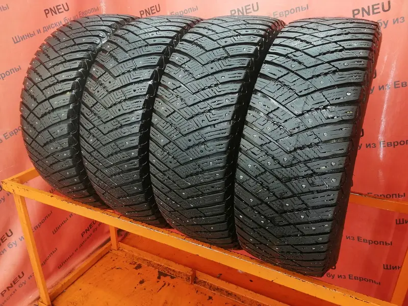 Комплект б/у шин 235/60 R17 Goodyear Ultra Grip Ice Arctic