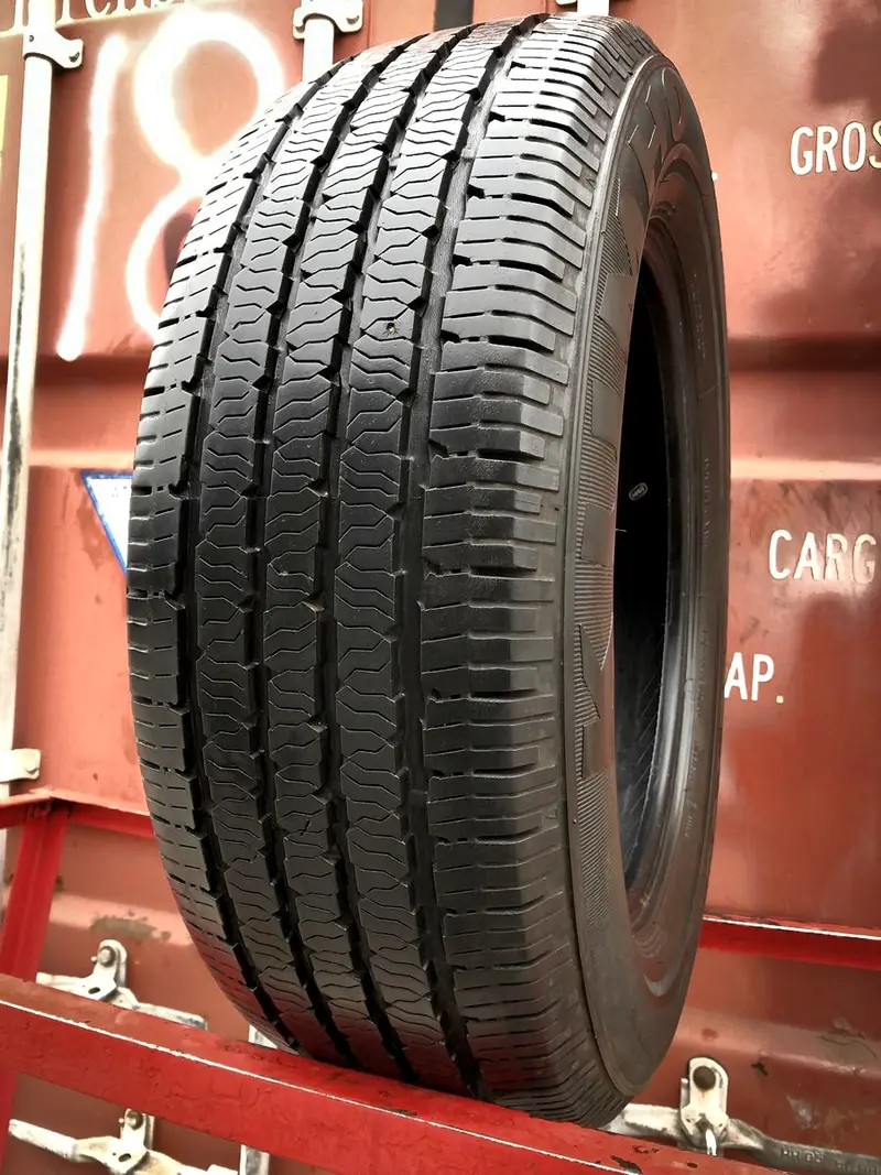 Б/у шина 235/60 R17 Kumho Radial 798 Plus, фото 1