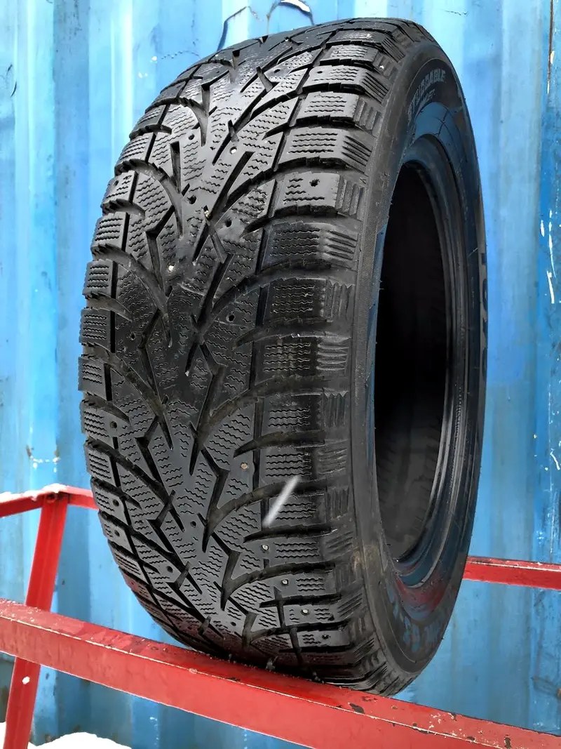 Б/у шина 235/60 R17 Toyo Observe G3-Ice