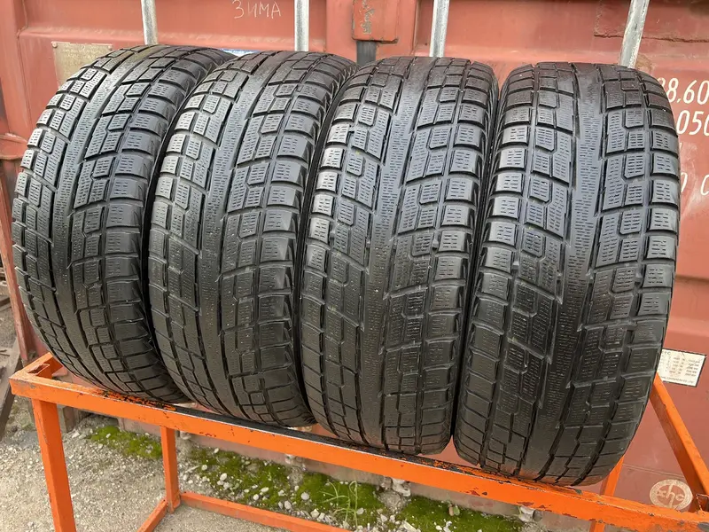 Комплект б/у шин 235/60 R17 Yokohama Geolandar I/T-S G073