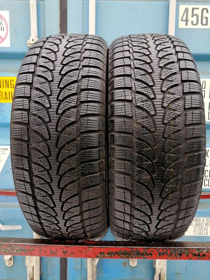 Пара б/у шин 235/60 R18 Bridgestone Blizzak LM-80 EVO, фото 1