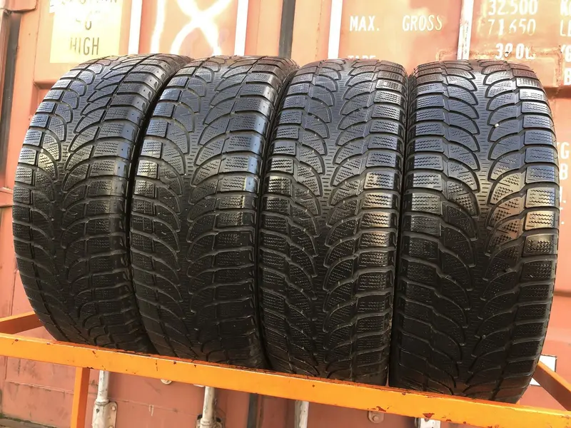 Комплект б/у шин 235/60 R18 Bridgestone Blizzak LM-80 EVO