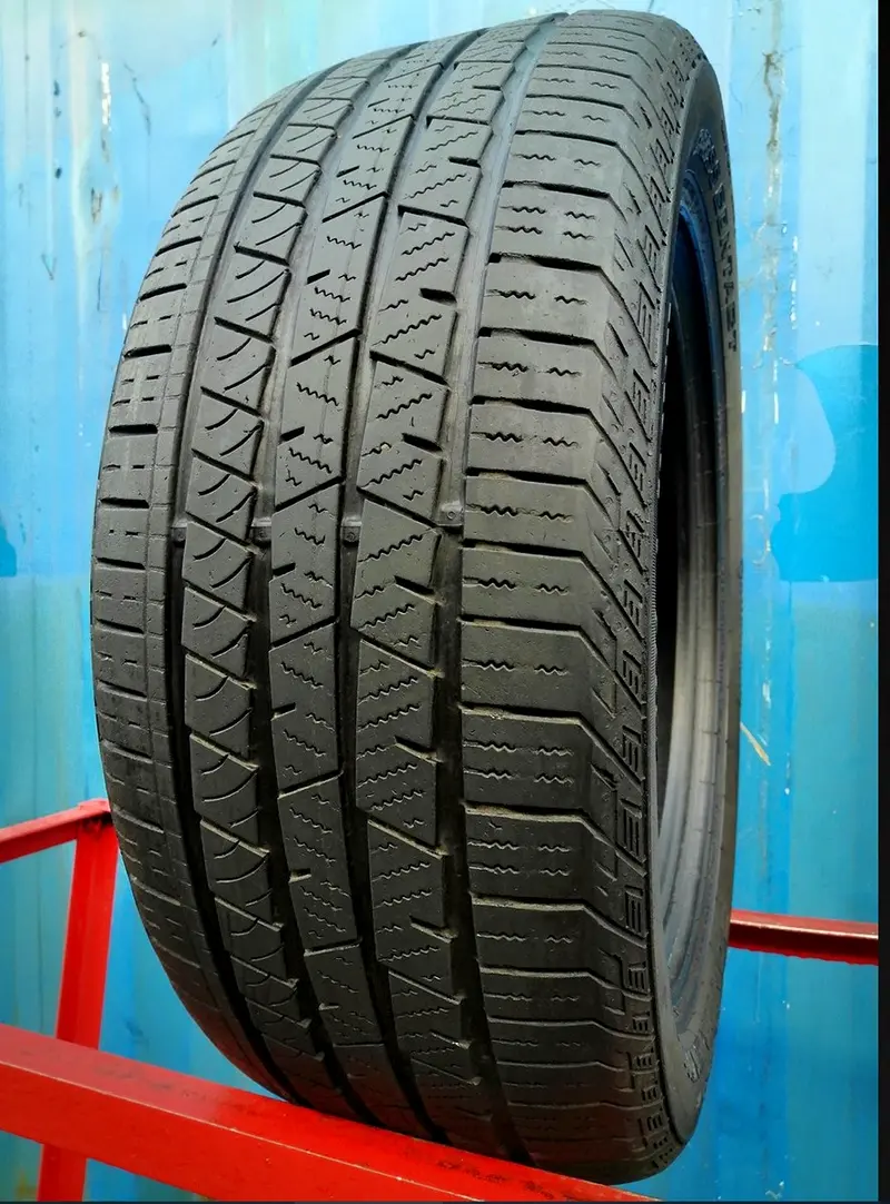 Б/у шина 235/60 R18 Continental ContiCrossContact LX