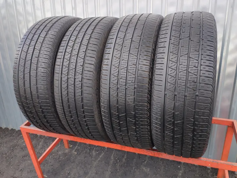 Комплект б/у шин 235/60 R18 Continental ContiCrossContact LX Sport