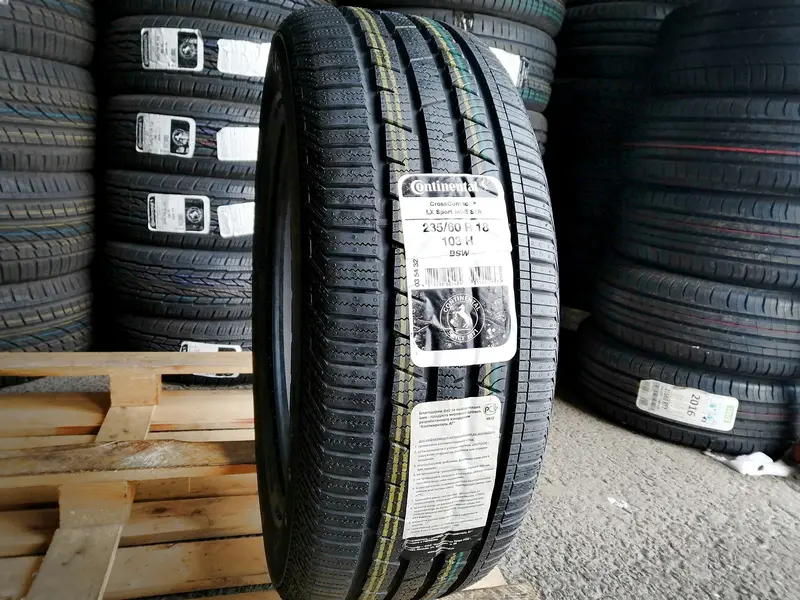 Новая шина 235/60 R18 Continental ContiCrossContact LX Sport MOE