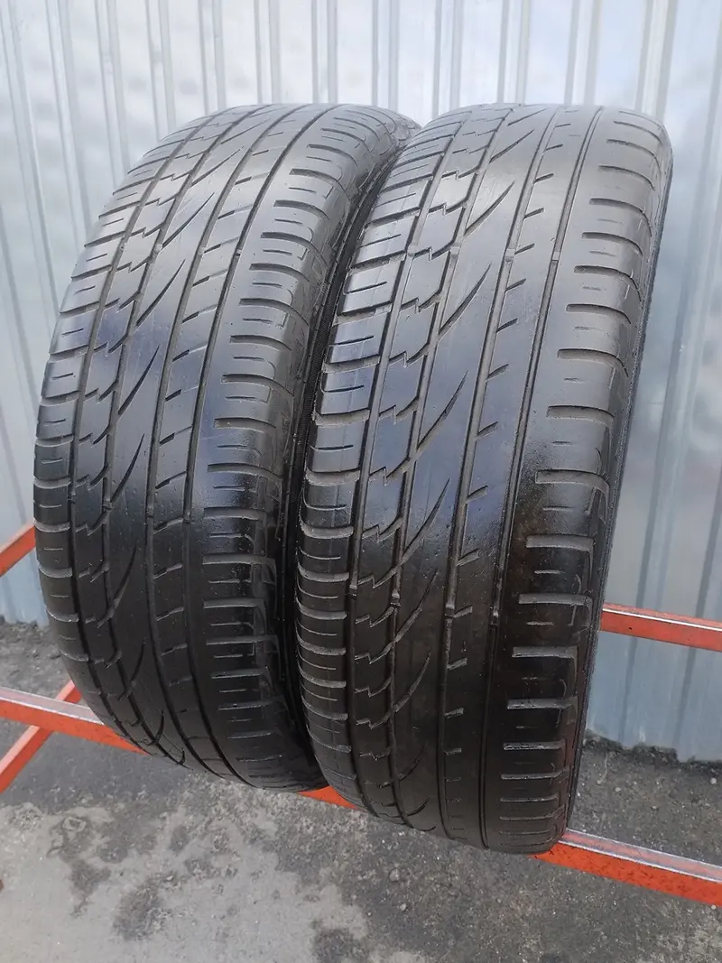 Пара б/у шин 235/60 R18 Continental ContiCrossContact UHP