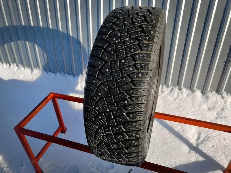 Б/у шина 235/60 R18 Continental IceContact 2