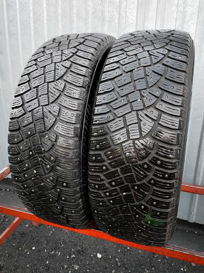 Пара б/у шин 235/60 R18 Continental IceContact 2
