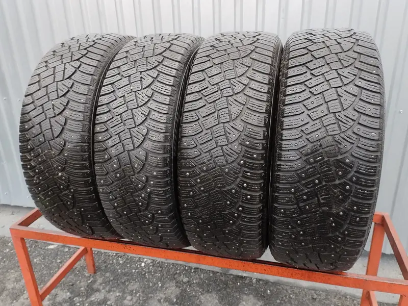 Комплект б/у шин 235/60 R18 Continental IceContact 2