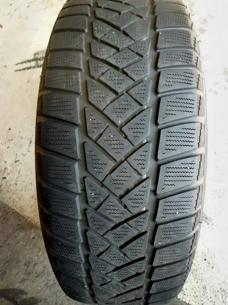 Б/у шина 235/60 R18 Dunlop Grandtrek WT M2