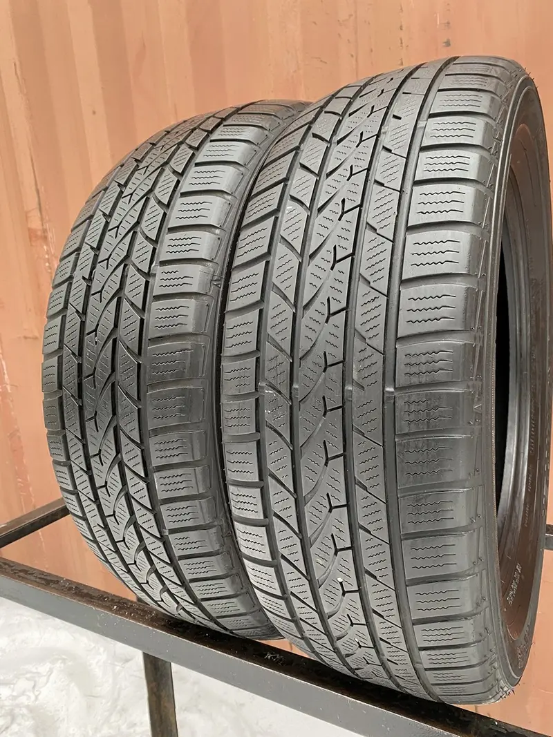 Пара б/у шин 235/60 R18 Falken Eurowinter HS-439, фото 1